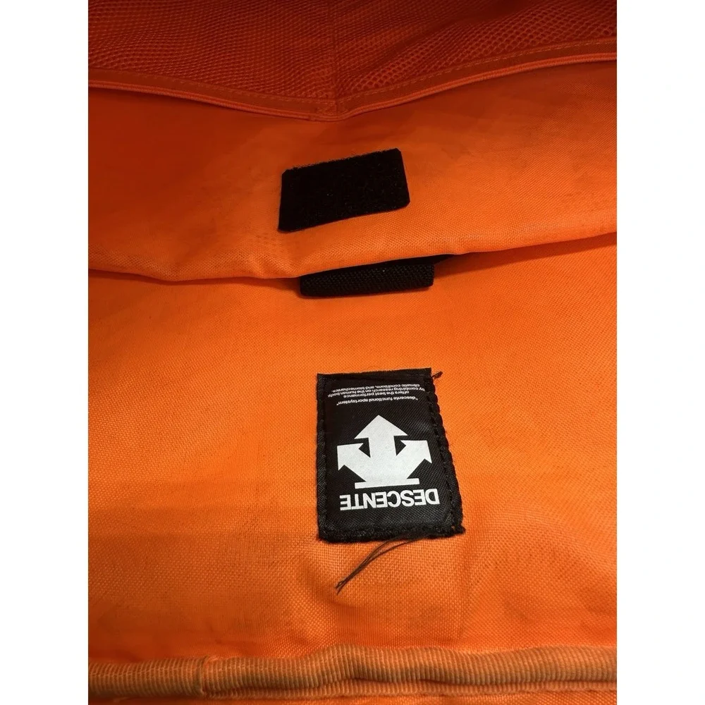 Descente Running Backpack S5324RBP12 Gray/Black Orange Interior